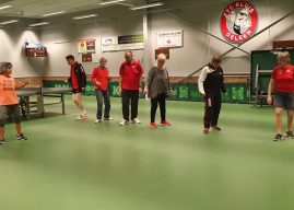 Salsadansen tijdens de woensdagochtendtraining